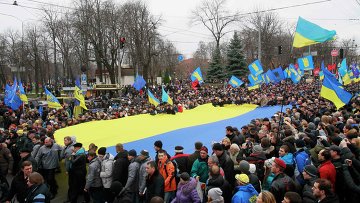 Подписан закон, освобождающий от наказания задержанных на Майдане