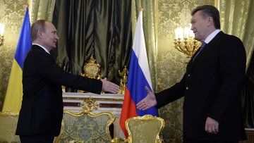 Оппозиция зовет людей на Майдан, чтобы обсудить визит президента в РФ