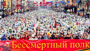 Ростислав Ищенко: «Бессмертный полк» завоевывает западный мир