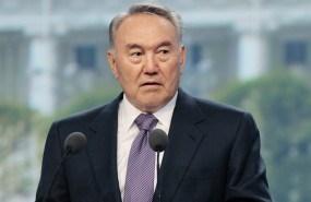Казахстан поджигают за Россию и Китай
