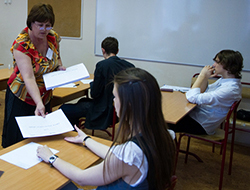 Медики и преподаватели оставят прибыль себе
