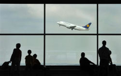 Boeing в первом квартале 2012 года увеличил поставки самолетов